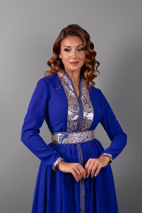 Caftan bleu roi et pantalon Aladin