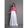 Kaftan de una pieza en alegre y colorido modelo de seda para fiestas orientales