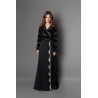 Kaftan negro esconde corazón, tendencia moderna y joven, moda 2023