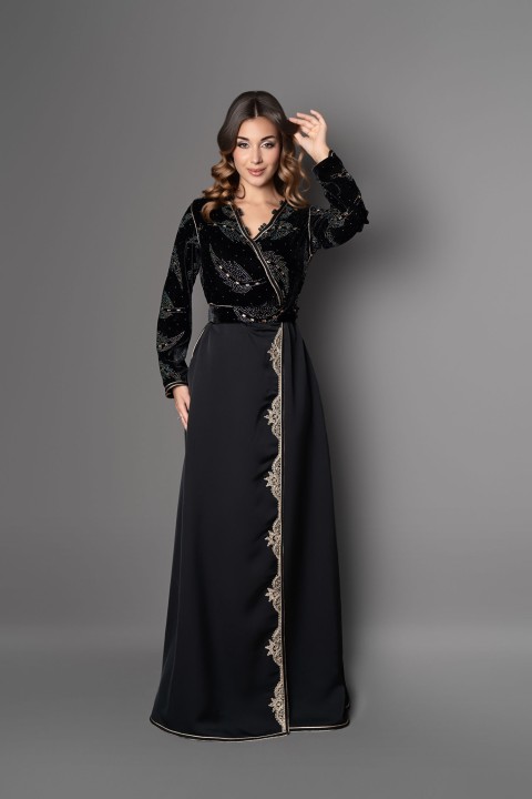 Siyah kaftan kalbi, modern ve genç trendi, moda 2023'ü gizler