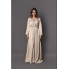 Caftan Sunlight B: Parure in raso di seta beige con rifiniture viola e verdi e bottoni artigianali