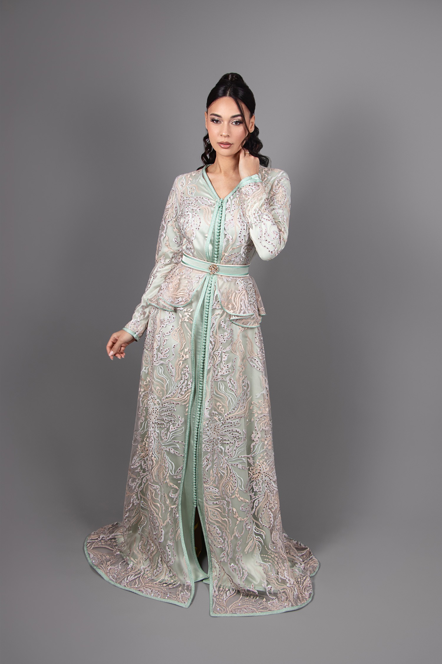 Lelya Retro Moroccan Caftan: Originality and Elegance Guaranteed