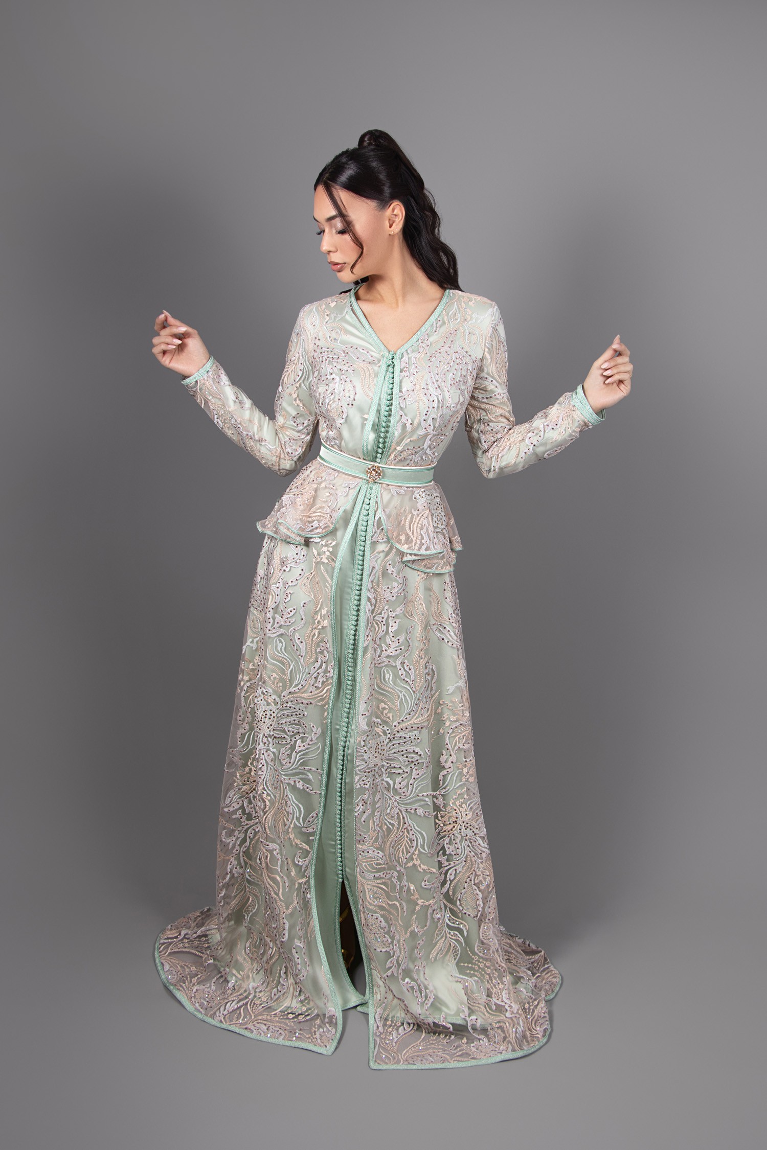 Lelya Retro Moroccan Caftan: Originality and Elegance Guaranteed