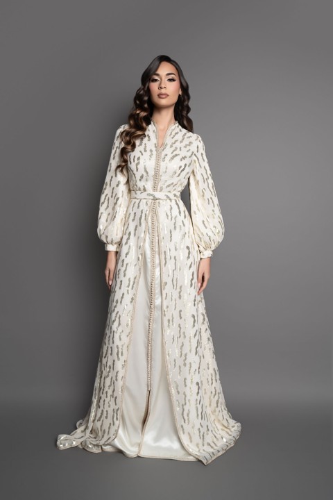 Caftan Selma, caftan marocain takchita marocaine haute couture de cérémonie brodé