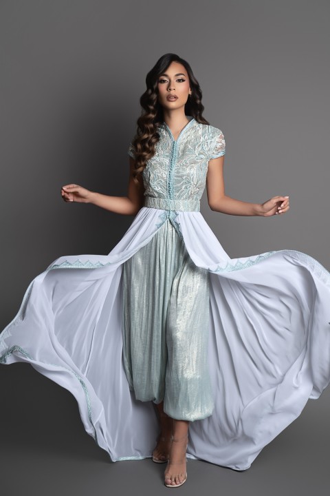 Acheter takchita marocaine avec pantalon vert pâle à Toulouse - Caftan Jinane