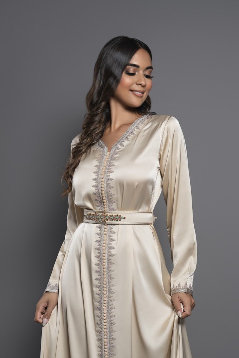 Caftan une pièce pour fête intime et raffiné, halal, mariage, aid, anniversaire