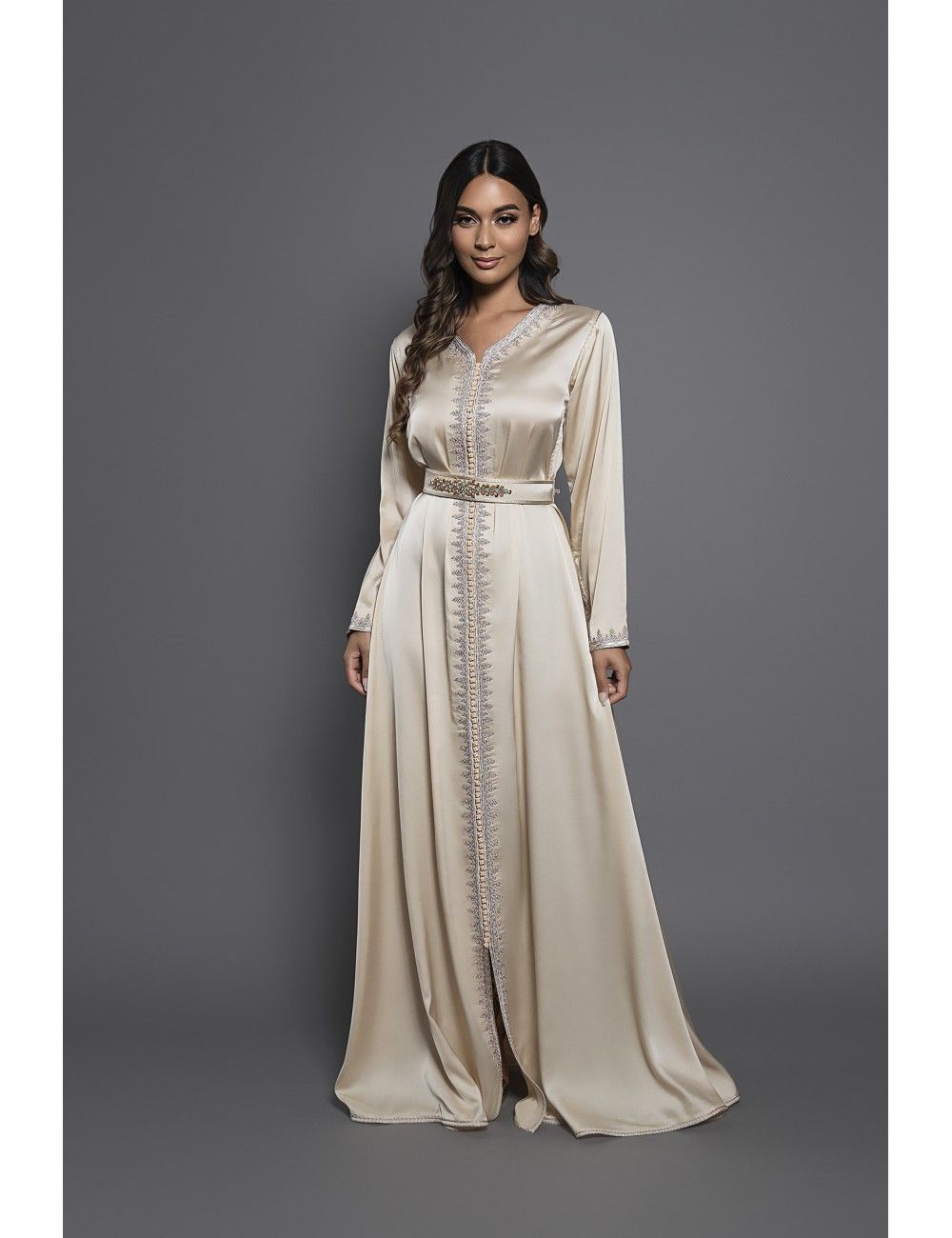 Caftan une pièce pour fête intime et raffiné, halal, mariage, aid, anniversaire