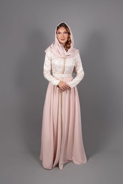 Caftan Chaima II coupe ajustée rose doré - takchita marocaine de mariée à commander en ligne