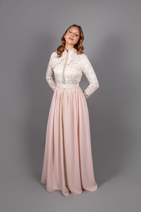 Caftan Chaima - caftan marocain de mariée coupe ajustée rose doré expédié à Bordeaux