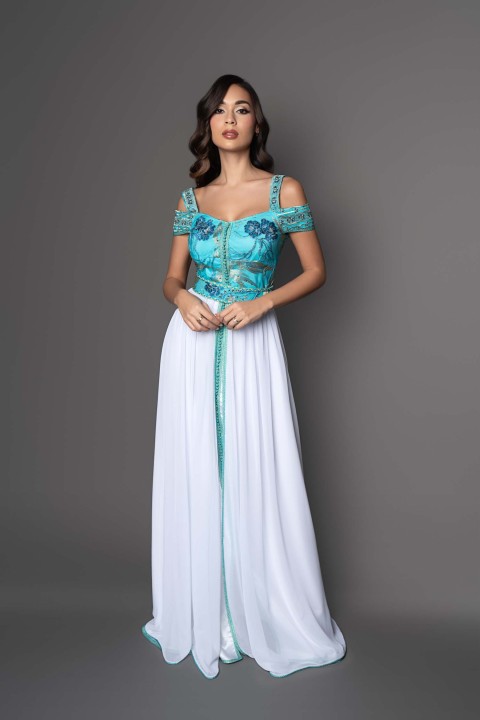 Caftan Nila, caftan marocain takchita marocaine haute couture satin soie bleu