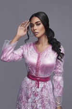 Takchita marocaine moderne dentelle de cérémonie - Caftan Anfa sur mesure