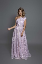Takchita marocaine de cérémonie brodée main fluide épaule nue vieux rose - Caftan Sirine