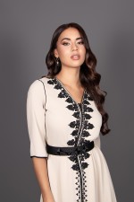 Caftan Rimal - caftan marocain traditionnel beige noir prix et livraison