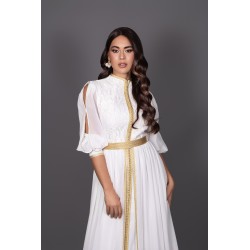 Caftan Blanc & Doré – Élégance et Raffinement Marocain