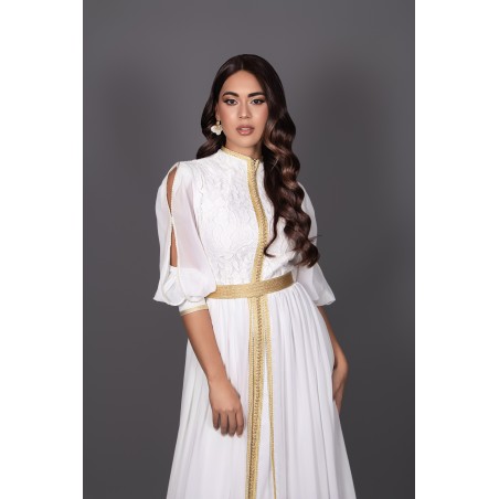 White & Gold Caftan – Moroccan Elegance & Sophistication