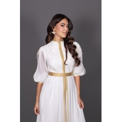 Caftan Blanc & Doré – Élégance et Raffinement Marocain