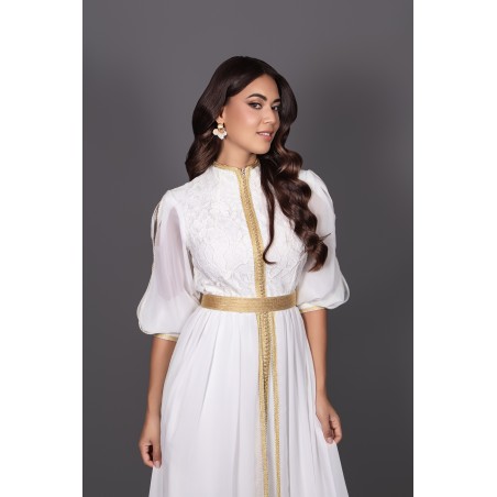 White & Gold Caftan – Moroccan Elegance & Sophistication