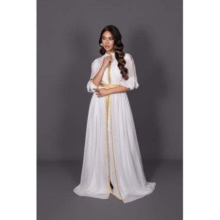 White & Gold Caftan – Moroccan Elegance & Sophistication