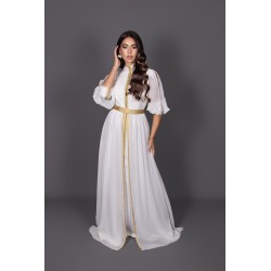Caftan Blanc & Doré – Élégance et Raffinement Marocain