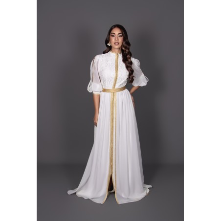 White & Gold Caftan – Moroccan Elegance & Sophistication