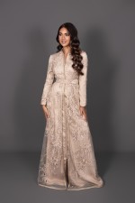 Caftan Soltania - takchita marocaine coupe ajustée dentelle beige prix et livraison