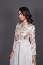 Caftan Nesma Rose col montant rose ivoire - takchita marocaine de mariée à commander en ligne
