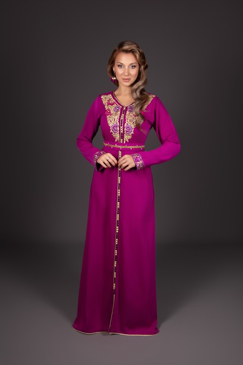 Caftan marocain de cérémonie brodé main magenta brodé doré - Caftan Fouzia II