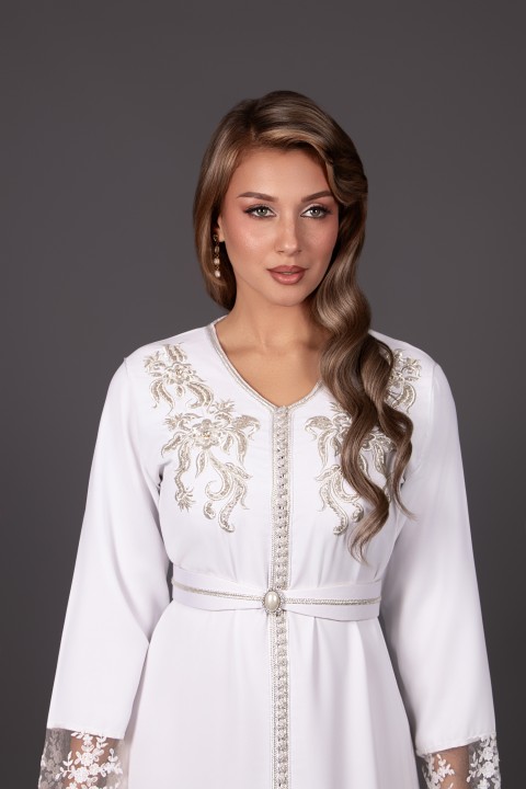 Caftan Pas Cher pour Mariée : Élégance et Tradition pour Mariage Halal