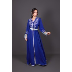 Caftano marocchino moderno ricamato blu reale argento - Caftano Zina su misura