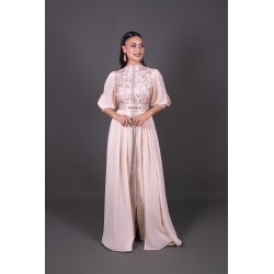 Caftan Blanc & Doré – Élégance et Raffinement Marocain