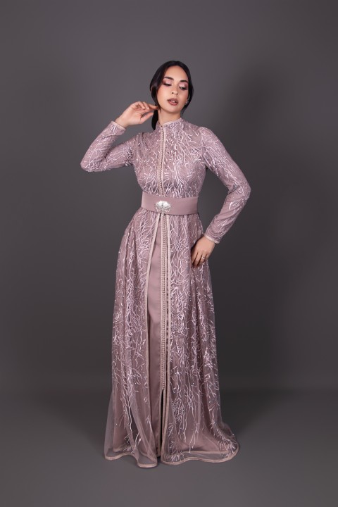 Takchita Jouhara - caftan marocain de mariée moderne rose argenté expédié à Toulouse