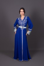 Caftan Zina brodé bleu roi argenté - caftan marocain mariage livraison Casablanca