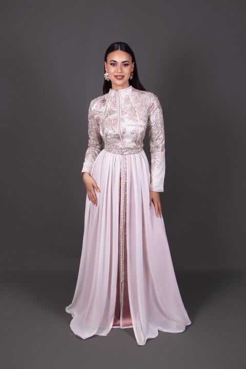 Caftan Nashwa Fancy - caftan marocain de mariée modeste vieux rose écru expédié à Toulouse