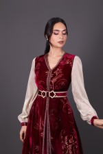 Caftan Garnata Doré - takchita marocaine de mariée velours doré